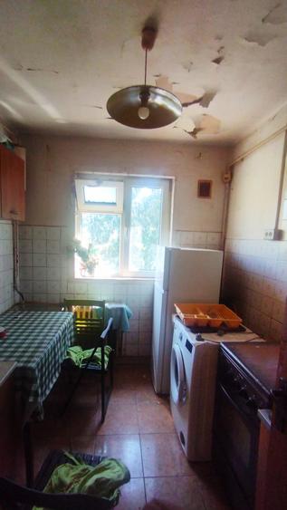 Vânzare apartament 2 camere – Drumul Taberei, Str. Brașov Piața Moghioroș