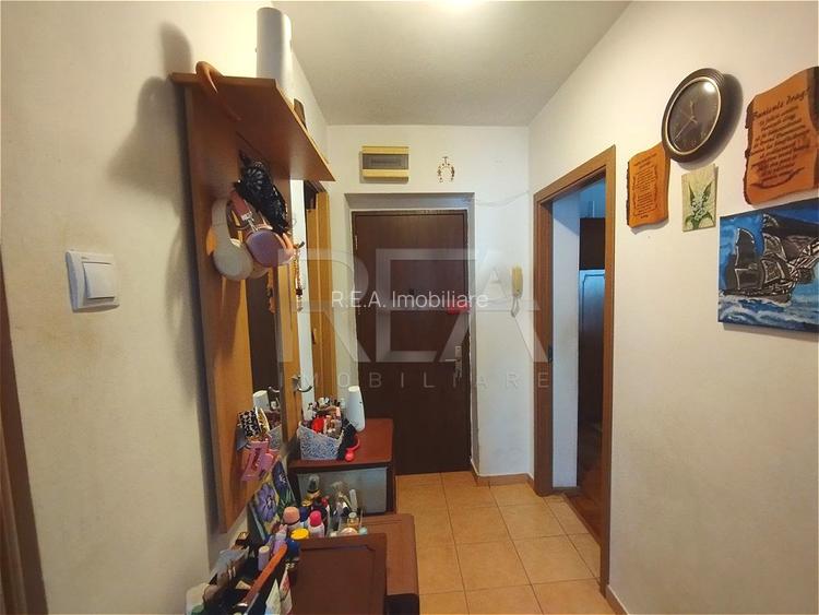 3 Camere | Titan | 2 minute de Metrou Grigorescu - 18