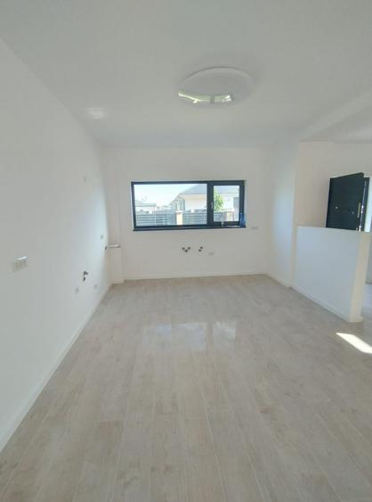 Vila Moderna Tunari, zona Buna, curte 300m