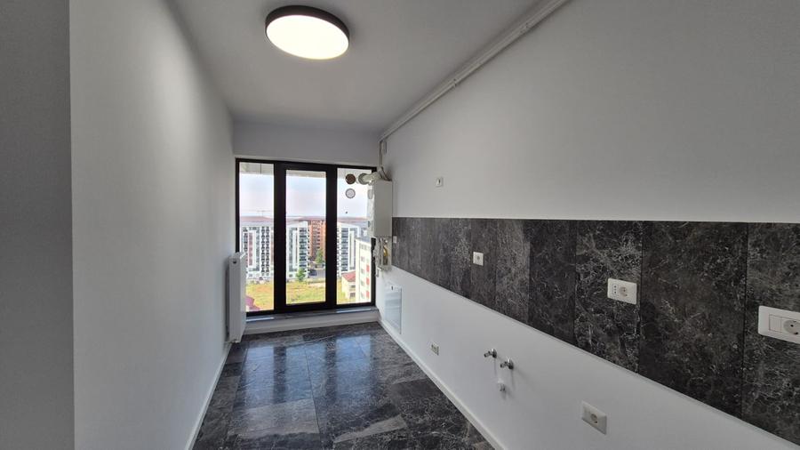 Apartament 3 camere de vânzare cu loc de parcare inclus