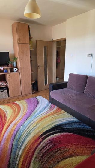 Apartament 2 camere 60 mp utili etaj 2 balcon 6 mp Zona Lazaret