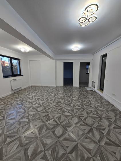 APARTAMENT DE VÂNZARE CU DOUĂ CAMERE DE 80 MP ZONA ȘOSEAUA CHITILEI SEC.1