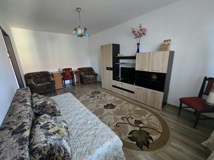 ÎNCHIRIEZ APARTAMENT 2 CAMERE – ZONA MIHAI VITEAZUL