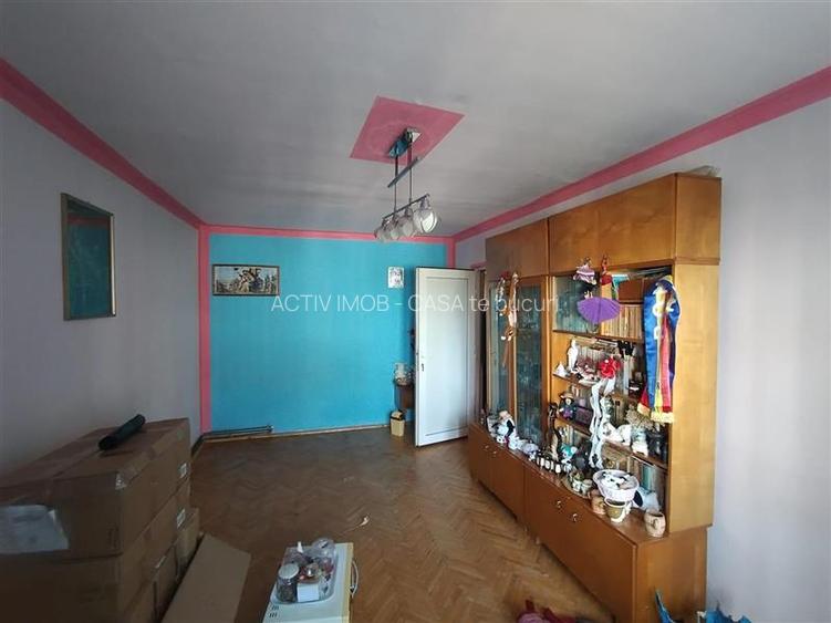 Caransebes, 4 Cam., Dec., Et.2, Zona Pipirig - 6