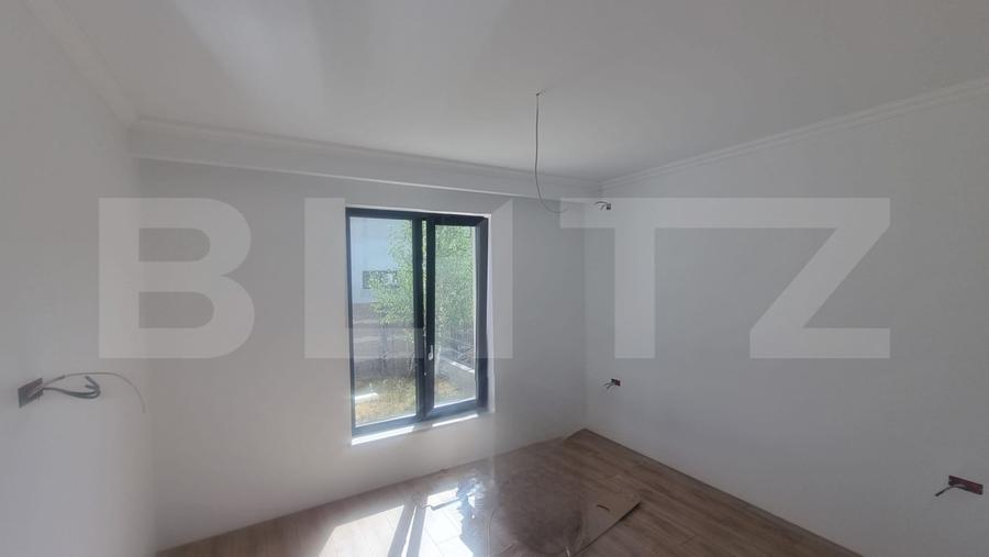 Casa de vanzare, 245 mp, teren 400 mp, zona Strejnicu