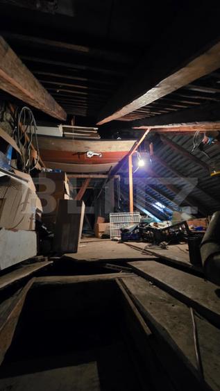 Casa, zona ultracentrala – ideala pentru locuinta sau activitate profesionala