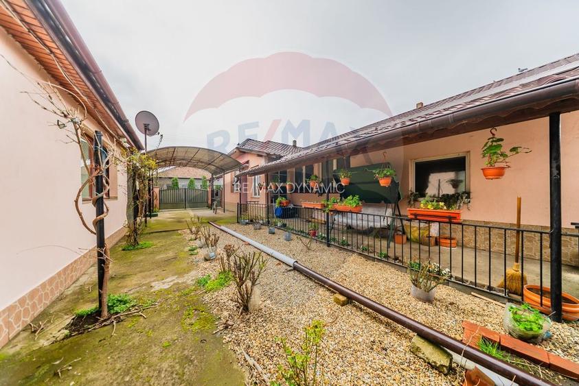 Casă spatioasa cu teren de 2877 mp de vânzare in Iratoșu 0% comision - 8