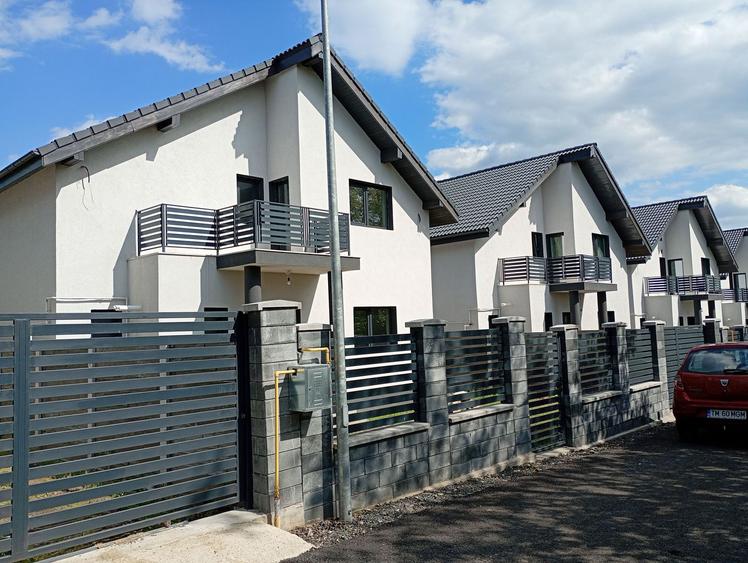 Sanandrei, Casa Individuala,, Suprafete Generoase,