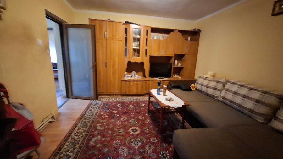 KM 5 - casa 4 cam + teren 686 mp (constructie renovabila)