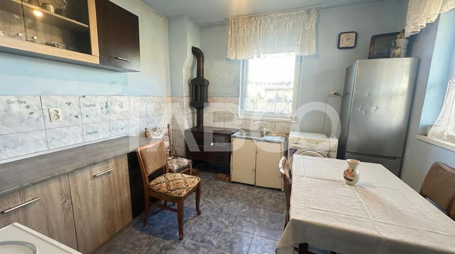Casa 4 camere individuala cu curte de 550 mp 2 bai Cristian Sibiu