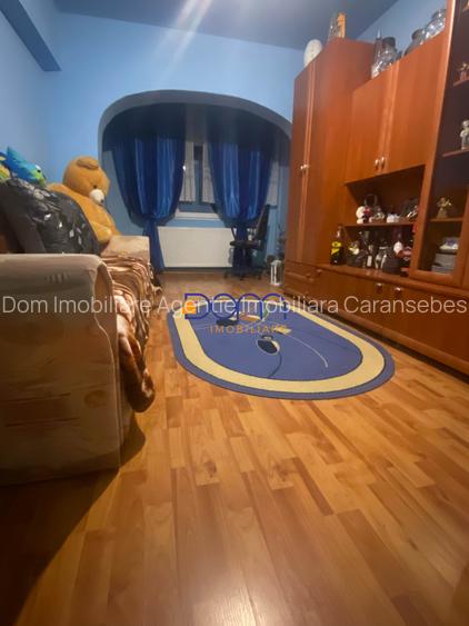 De vanzare apartament spatios 4 camere confort 1 - 6