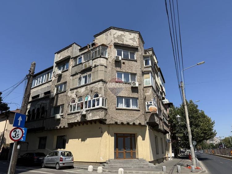 De vanzare | Garsoniera 27 mp, centrala proprie | Eroii Revolutiei - 10