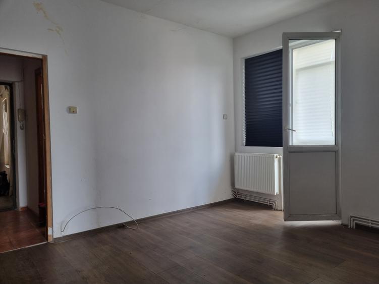 2 camere Pod Constanța, lângă metrou