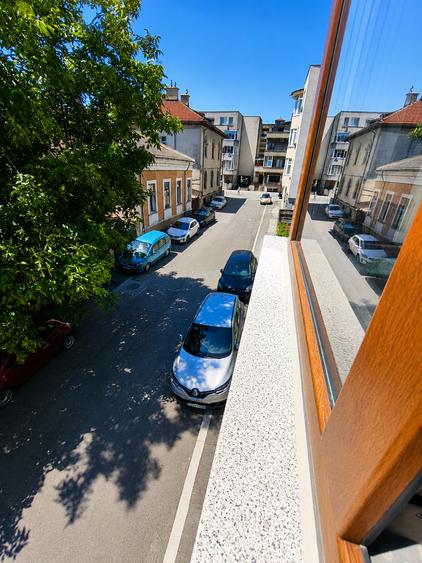 Vânzare apartament 2/3 camere 113 mp. Portul Tomis