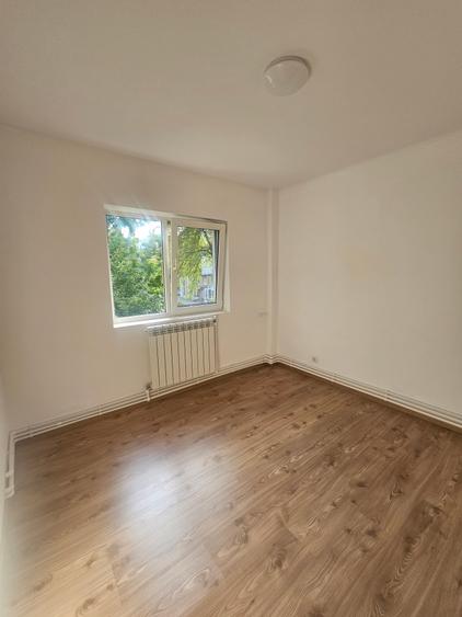 Apartament doua camere Nicolina prima statie