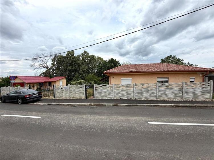CASA CU TEREN 550 MP | ZONA DEALURI | STRADA SOFIEI