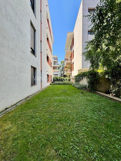 Apartament 4 camere cu gradina proprie - Loc de parcare inclus - 15