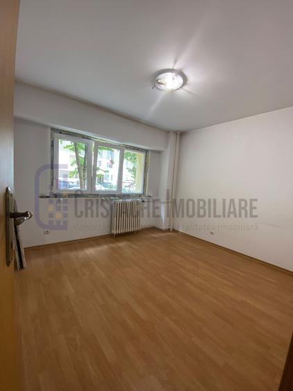 Spatiu birou | 3 camere | 2 bai | Calea Calarasilor