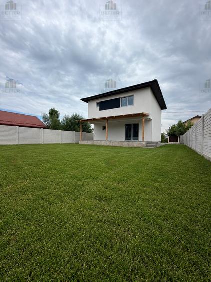 Casă individuală 4 Camere, de vânzare, 340 mp | Berceni - La cheie | Zonă nouă