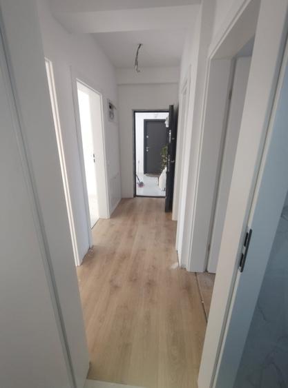 Apartament 3 camere DECOMANDAT, 71,7 mp + parcare – Hlincea – bloc nou
