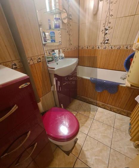Garsoniera 1statie STB de metrou Aparatorii Patriei -Turnu Magurele