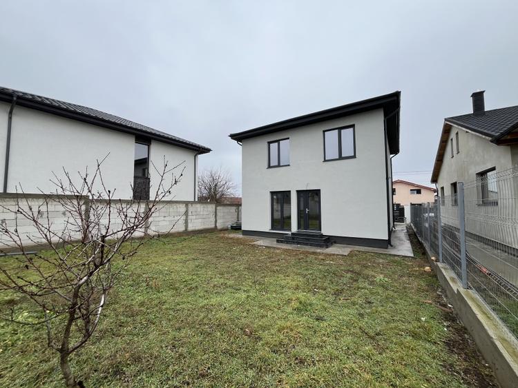 Vila P+1E, 4 camere, placa beton, proiect deosebit, Valu lui Traian!
