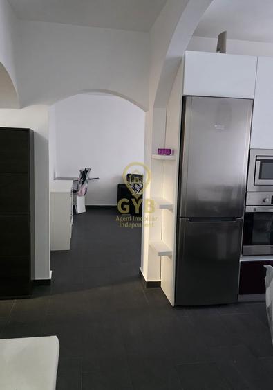 De închiriat – Apartament modern cu 3 camere | Zona Centrală | Str. General Magh