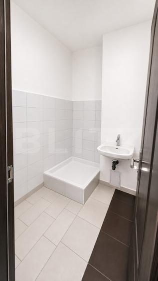 Apartament 4 camere, 77 mp, Zonă centrală