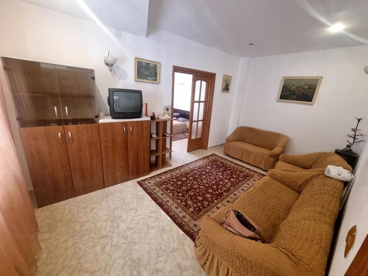 Trocadero -apartament 3 camere la casa mobilat
