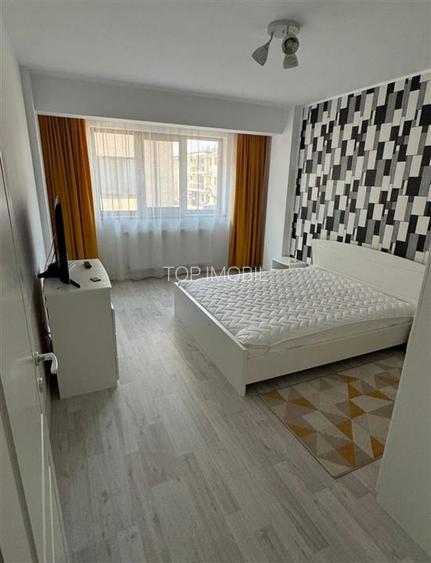 Apartament nou, 1 camera decomandat, mobilat si utilat, loc de parcare inclus, B - 2