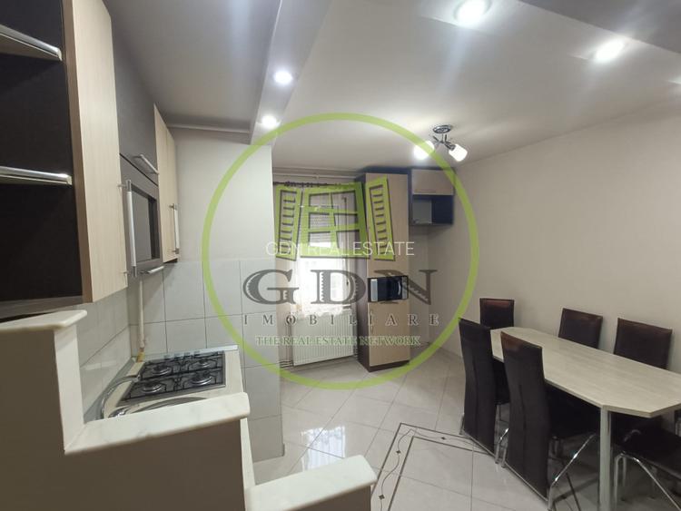 Apartament cu 3 camere, etaj 2, de vânzare în mun. Reghin, bld. Unirii - 2