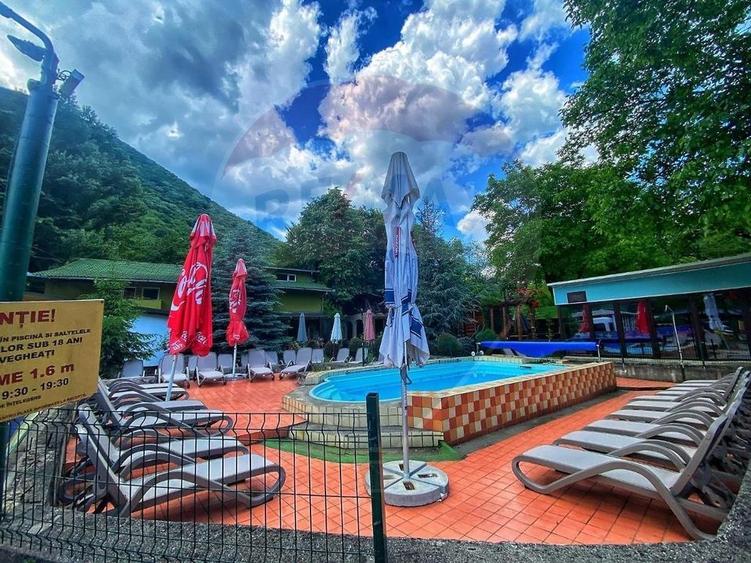 De vanzare / Pensiunea El Plazza Baile Herculane