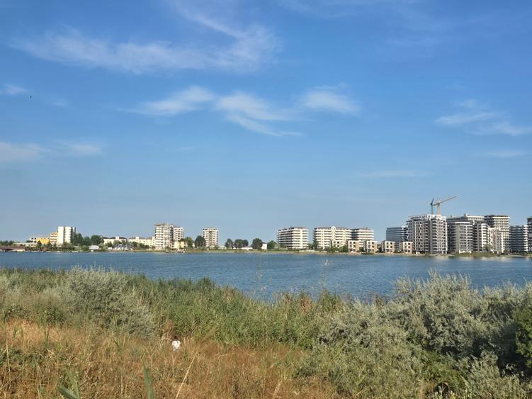 Teren de vanzare in Mamaia Sat pe malul lacului Siutghiol