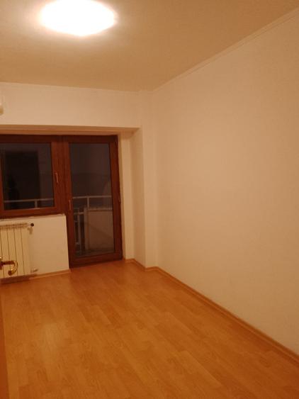 Vanzare apartament 4 camere Pta Alba Iulia