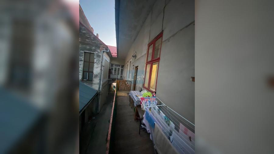 Apartament Ultracentral,Etaj 1, Turda, 27 mp utili, comision 0%