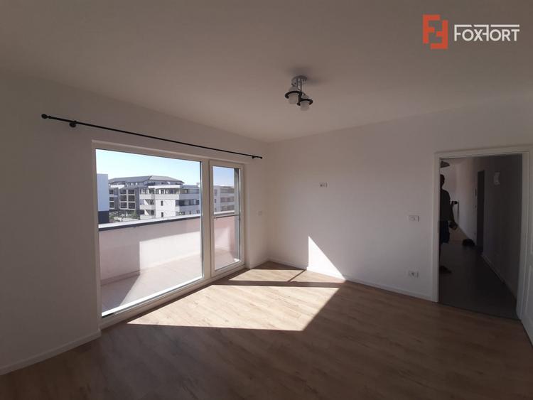 Penthouse cu 2 camere + terasa 45 mp - zona Mehala