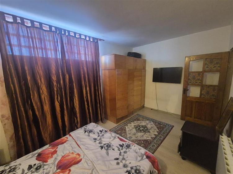 Vila 6 camere P+1 caramida + Bca 235mp construiti Piata Satraca