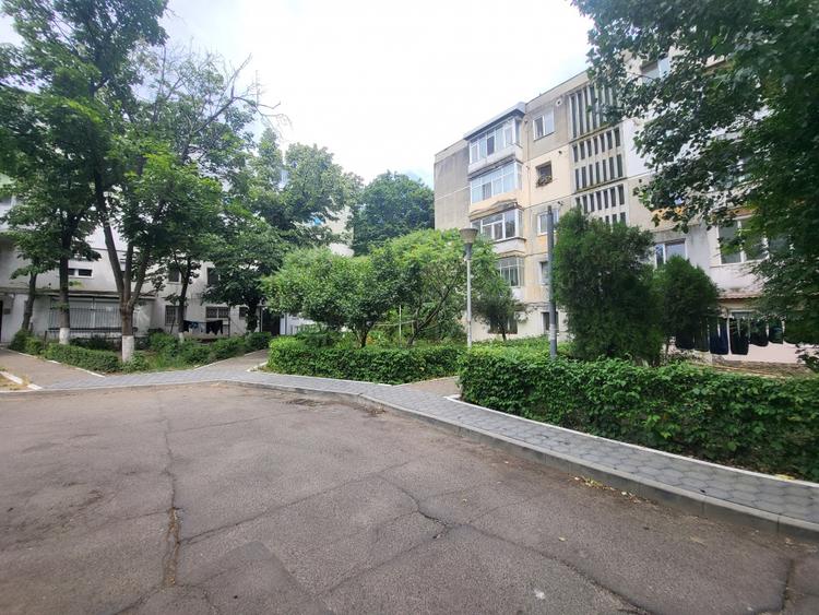 PODUL Roș Cantemir Palas 2 camere Liber
