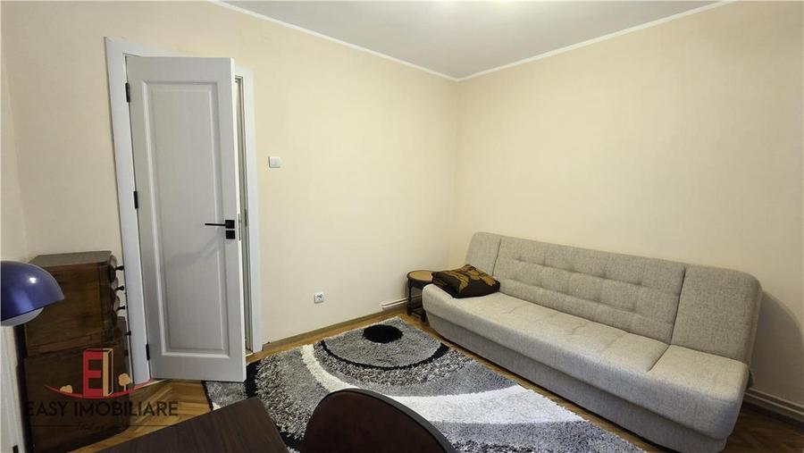Apartament 2 camere, etaj 1, str. Petru Dobra, circular, 38 mp, proaspat zugravi