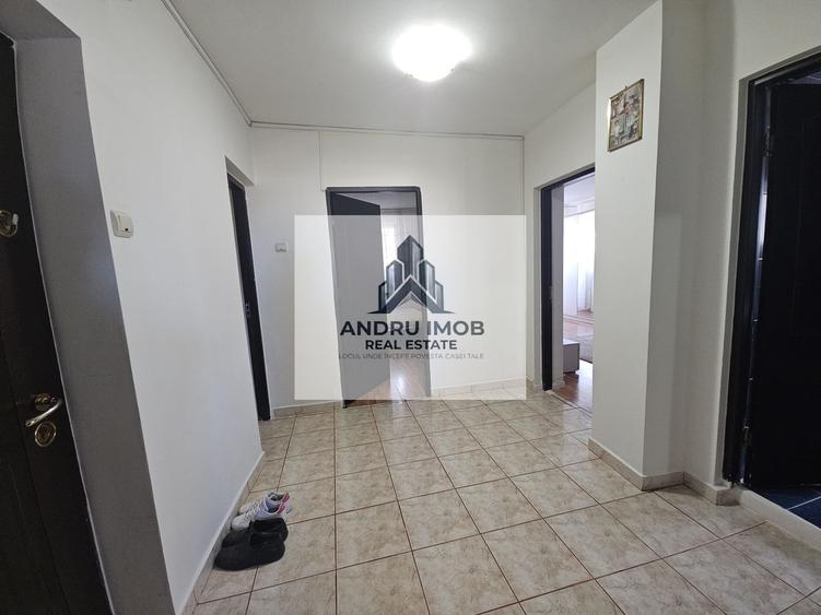 Apartament 3 camere/ Decomandat/ Metrou Dristor/ McDonalds