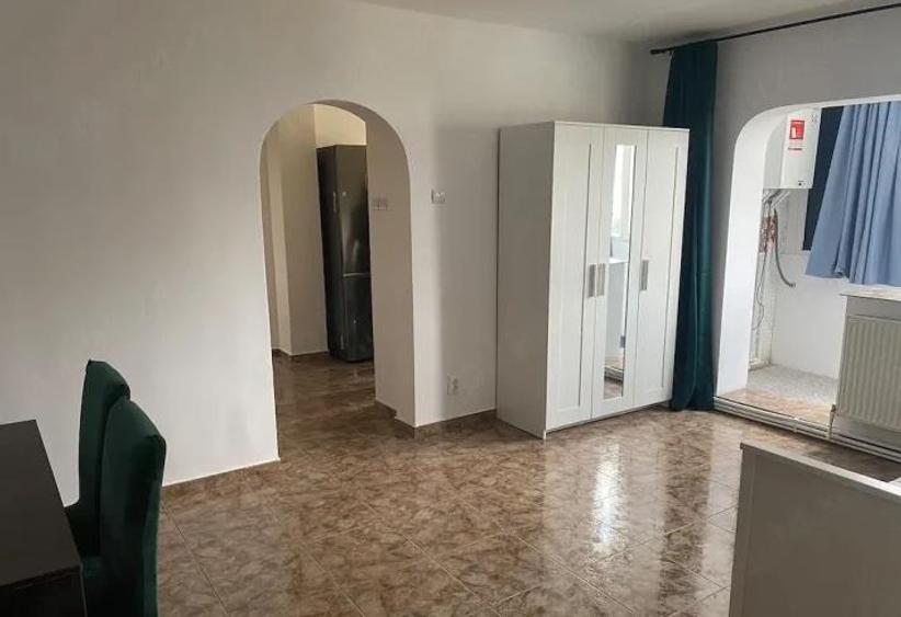 Apartament 4 camere Tineretului/Centrala proprie