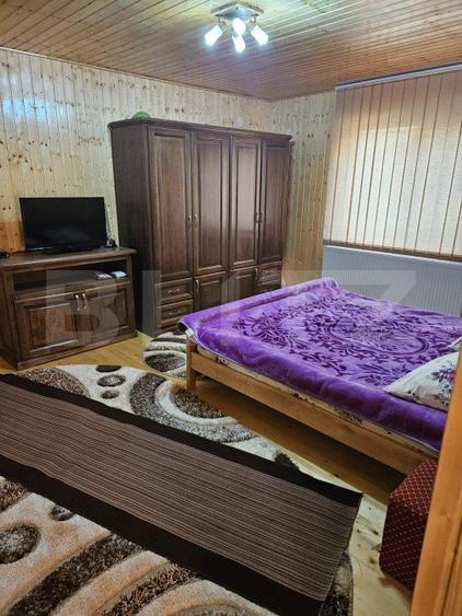 Casă spațioasă, 5 camere, 120 mp. zona Vadul Moților