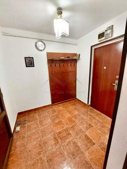2 camere iintermediar Podu Ros - Piata Nicolina