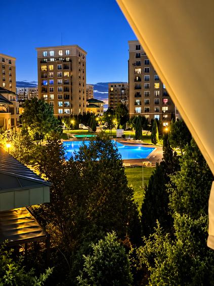 APARTAMENT 2 CAMERE| 70 MP | 1 LOC de PARCARE | DOTĂRI SMART | VEDERE PISCINA