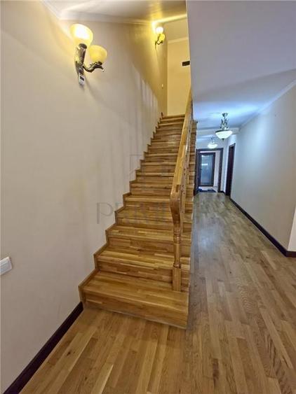 LUNEI - Duplex intreg - 2 Garaje - Teren 555 MP