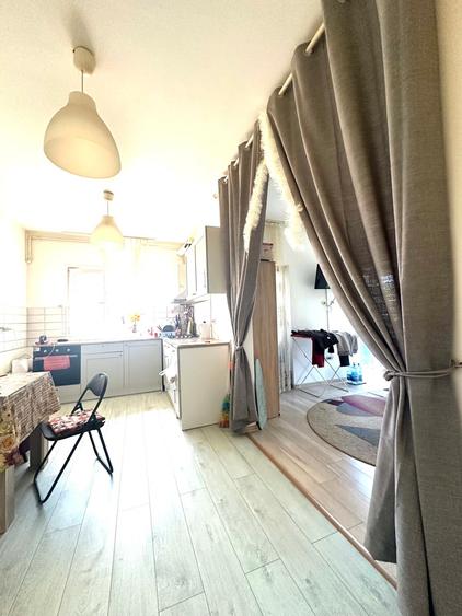 Apartament 2 camere balcon si curte imprejmuita ... in vatra satului 86500 euro