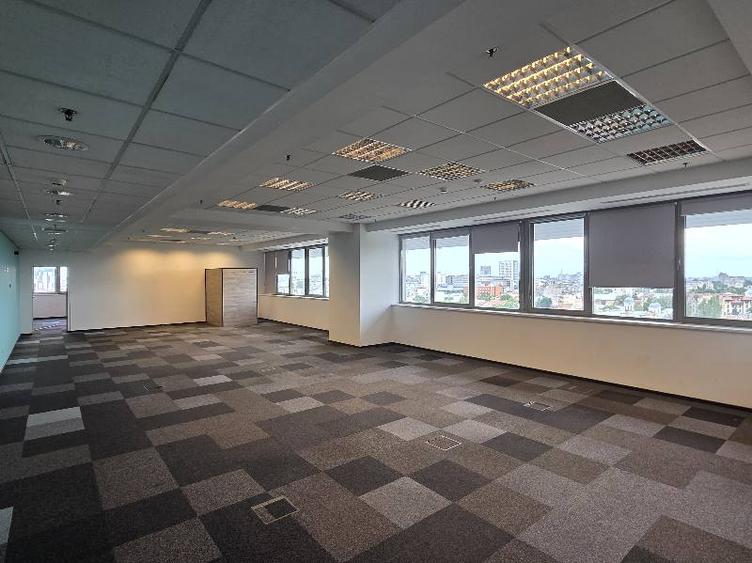 Bucharest Business Center, Victoriei, 396 - 4200 mp  0% comision!