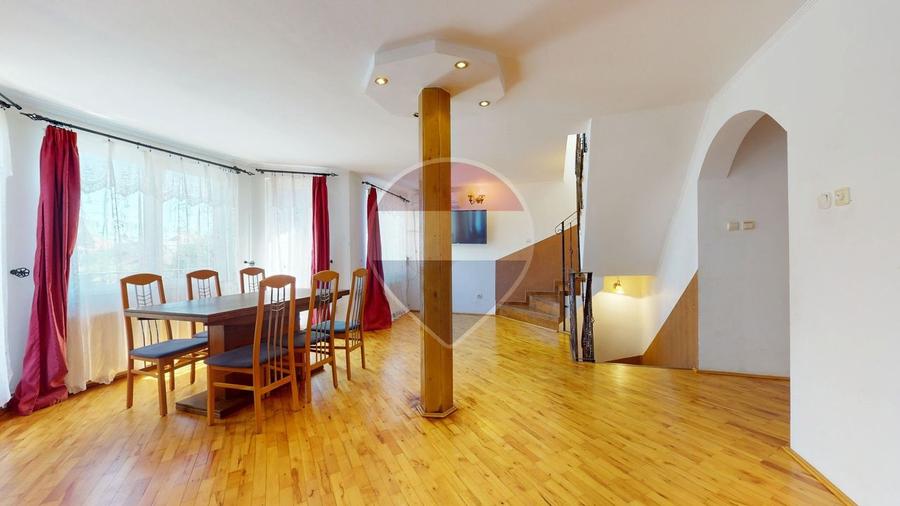Comision 0% | Casă individuală de vânzare | 5 camere | Cristian