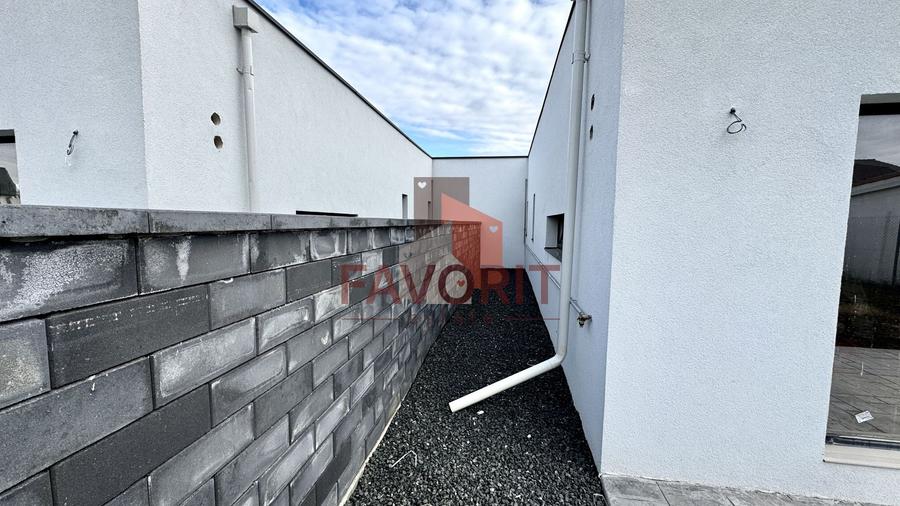 Duplex Individual pe Parter | 4 camere | La Asfalt | Toate utilitatile