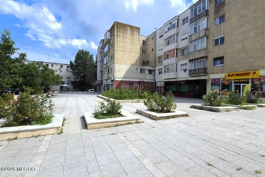 Tomis Nord - Badea Cartan, apartament cu 3 camere, decomandat, etaj 3! - 26